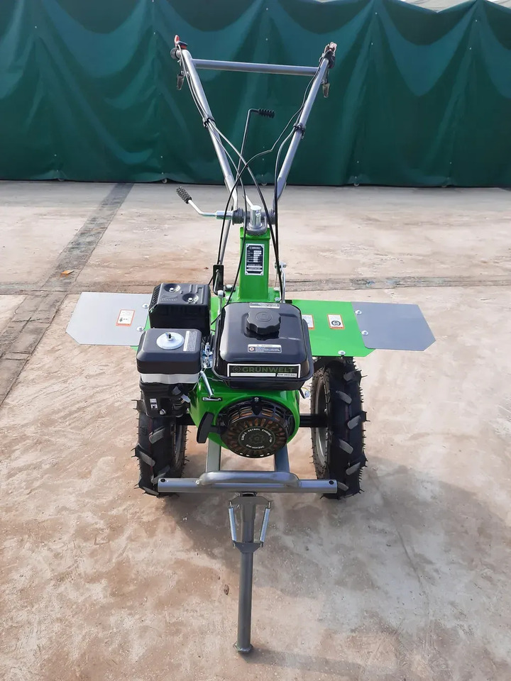 Ciągnik jednoosiowy Grünwelt GW-MH130C (bez oleju przekładniowego i silnikowego) - Garden tiller: picture 2 Ciągnik jednoosiowy Grünwelt GW-MH130C (bez oleju przekładniowego i silnikowego) - Garden tiller: picture 2
