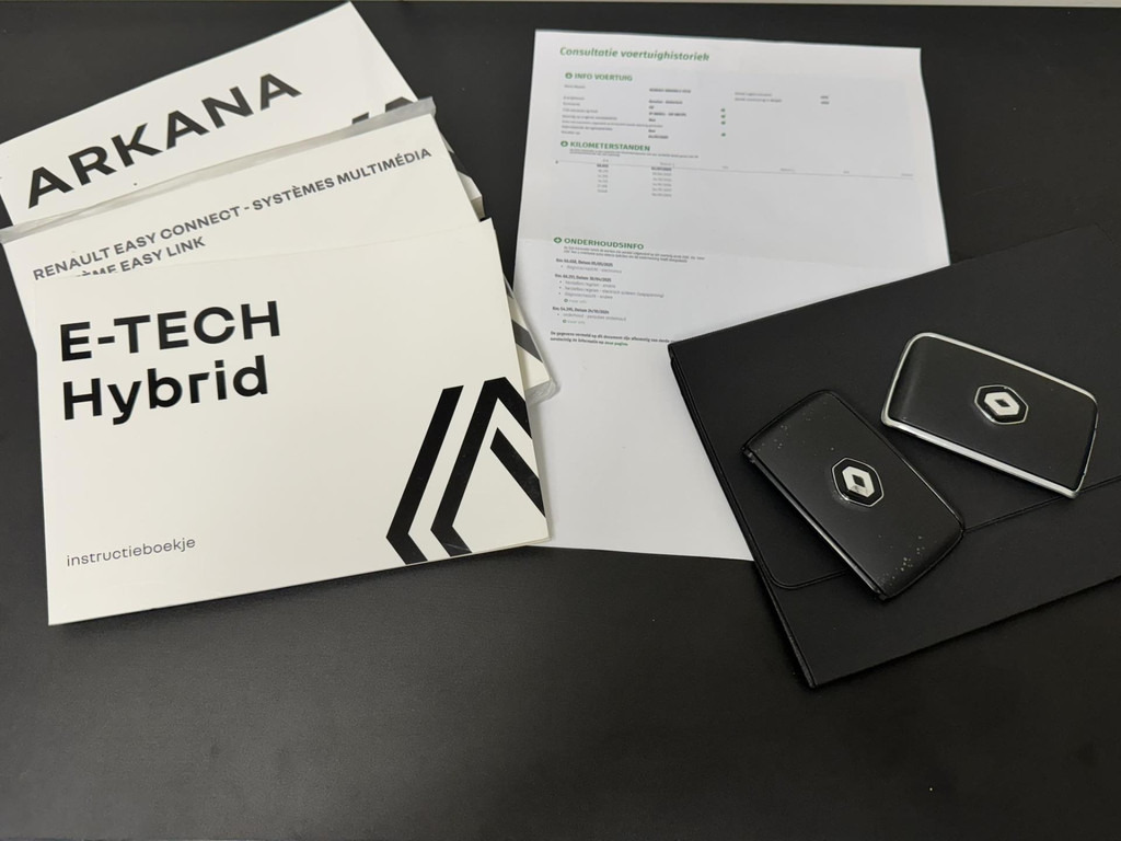 Renault Arkana-1.6 E-Tech hybrid 145 E-Tech engineered R.S. Line Adaptive cruise Climate control Stoel- / stuurverwarming Full LED - SUV: picture 3 Renault Arkana-1.6 E-Tech hybrid 145 E-Tech engineered R.S. Line Adaptive cruise Climate control Stoel- / stuurverwarming Full LED - SUV: picture 3