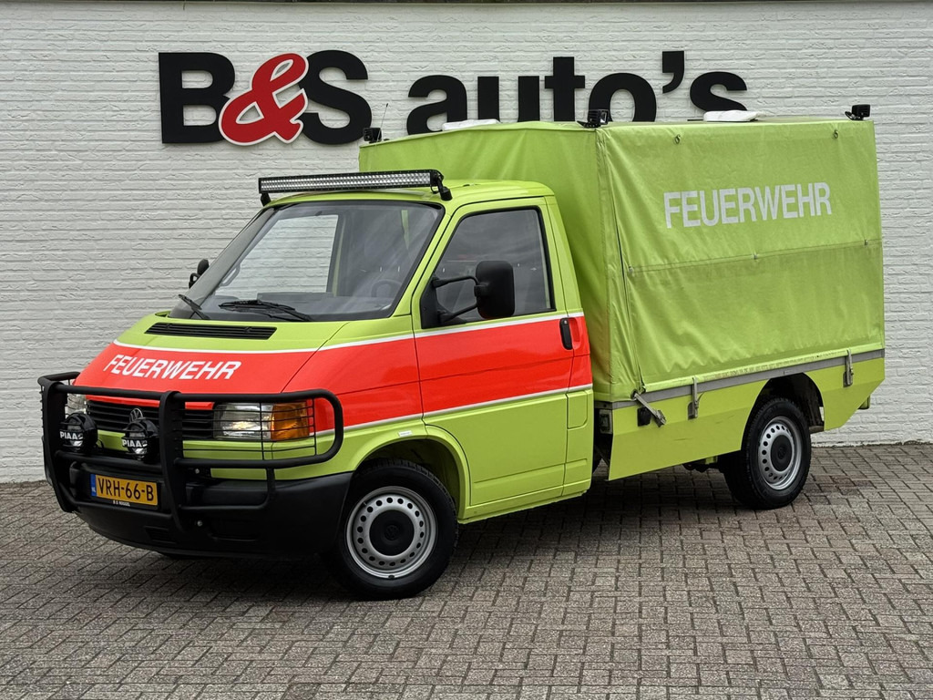 Volkswagen Transporter-2.5 5-cilinder benzine 4x4 syncro ex Zwitserse brandweer Trekhaak Verstralers Laadruimte ventilatie - Fire truck, Curtain side van: picture 1 Volkswagen Transporter-2.5 5-cilinder benzine 4x4 syncro ex Zwitserse brandweer Trekhaak Verstralers Laadruimte ventilatie - Fire truck, Curtain side van: picture 1