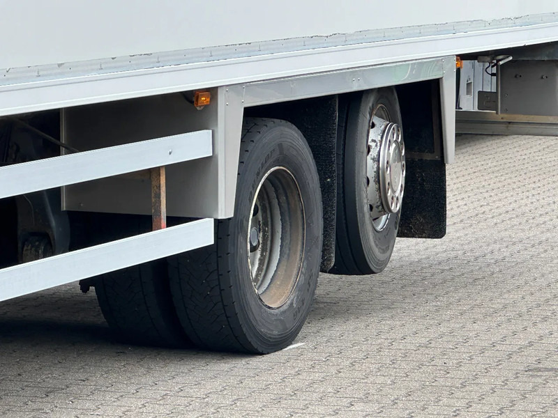Scania P310 6x2*4 Lamberet Frigo Box / Carrier Supra 950 / Apk! - Refrigerator truck: picture 2 Scania P310 6x2*4 Lamberet Frigo Box / Carrier Supra 950 / Apk! - Refrigerator truck: picture 2