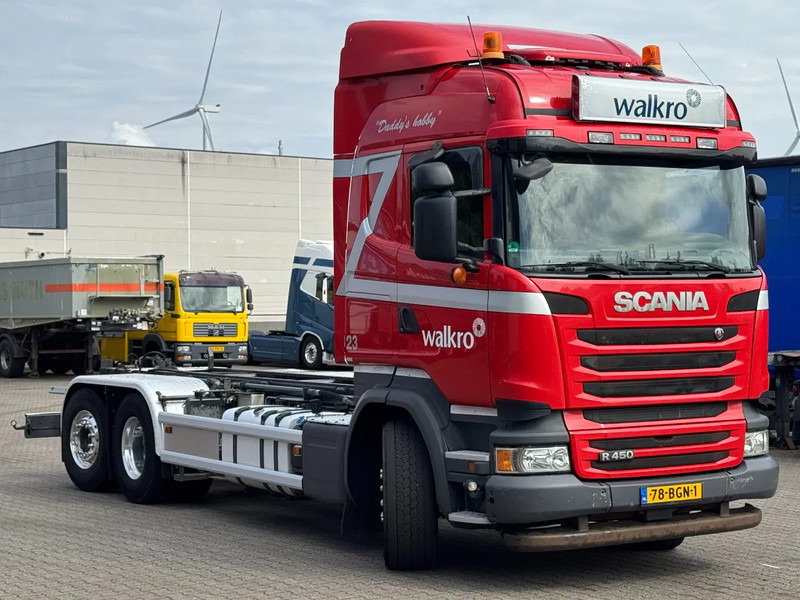 Scania R450 6x2*4 Chassis / Retarder / No EGR / Euro 6 *NL-Truck* - Cab chassis truck: picture 2 Scania R450 6x2*4 Chassis / Retarder / No EGR / Euro 6 *NL-Truck* - Cab chassis truck: picture 2