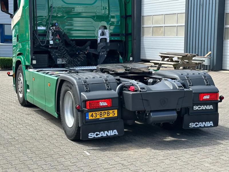 Scania S450 Retarder ACC Standairco Full air *NL-Truck* - Tractor unit: picture 5 Scania S450 Retarder ACC Standairco Full air *NL-Truck* - Tractor unit: picture 5