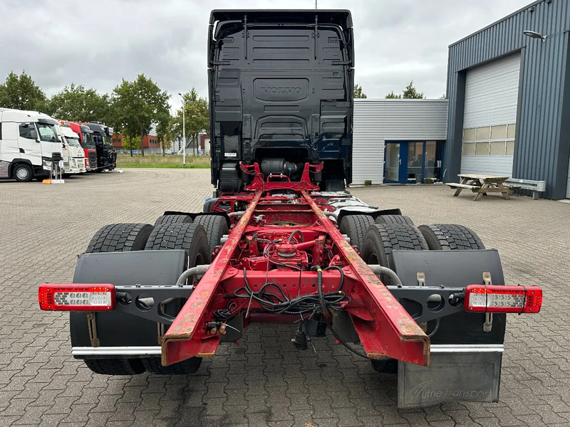 Volvo FH 540 6x2 Globe XL - Retarder - Dual Clutch - 4.30 WB - Full Air - Cab chassis truck: picture 5 Volvo FH 540 6x2 Globe XL - Retarder - Dual Clutch - 4.30 WB - Full Air - Cab chassis truck: picture 5