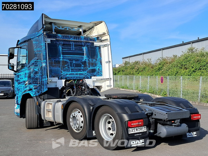 DAF XD 450 6X2 Retarder Liftachse ACC LED - Tractor unit: picture 2 DAF XD 450 6X2 Retarder Liftachse ACC LED - Tractor unit: picture 2