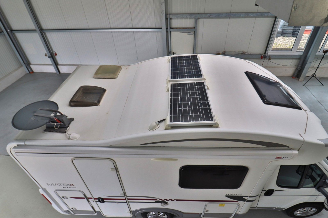 Adria Matrix Axess M 590 SG/Automatik/Hubbett/TOP - Semi-integrated motorhome: picture 4 Adria Matrix Axess M 590 SG/Automatik/Hubbett/TOP - Semi-integrated motorhome: picture 4