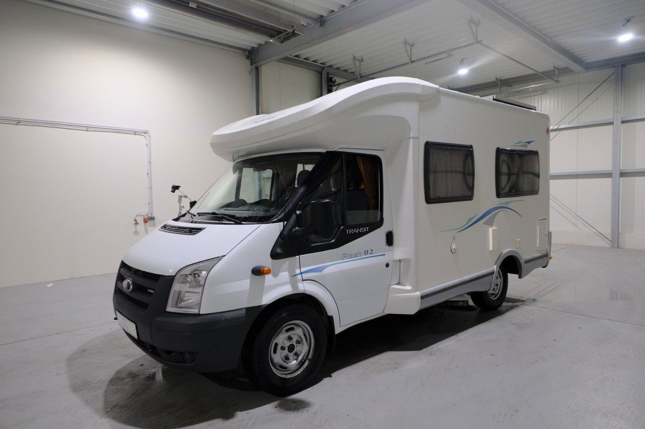 Chausson Flash 02/Festbett/Klima/Markise/Solar/TÜV 11-26 - Semi-integrated motorhome: picture 2 Chausson Flash 02/Festbett/Klima/Markise/Solar/TÜV 11-26 - Semi-integrated motorhome: picture 2