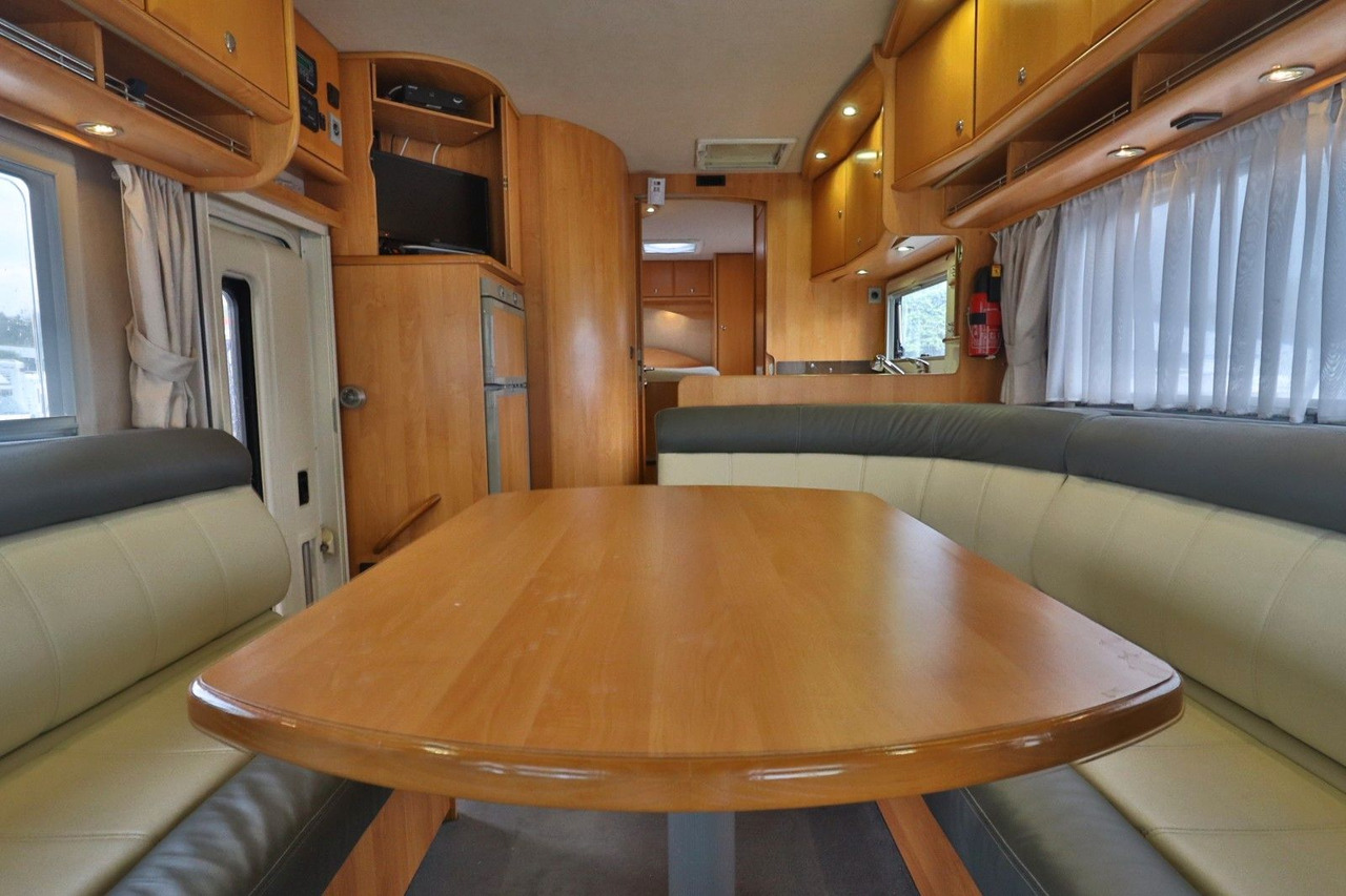 Integrated motorhome Concorde Charisma I 880 F/Automatik/Festbett/Klima/Solar Concorde Charisma I 880 F/Automatik/Festbett/Klima/Solar: picture 11