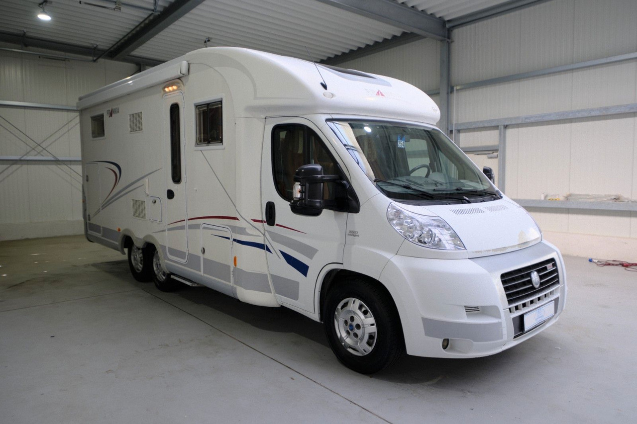 Frankia T 740 BD/Festbett/Garage/Klima/Solar/158 PS - Semi-integrated motorhome: picture 1 Frankia T 740 BD/Festbett/Garage/Klima/Solar/158 PS - Semi-integrated motorhome: picture 1