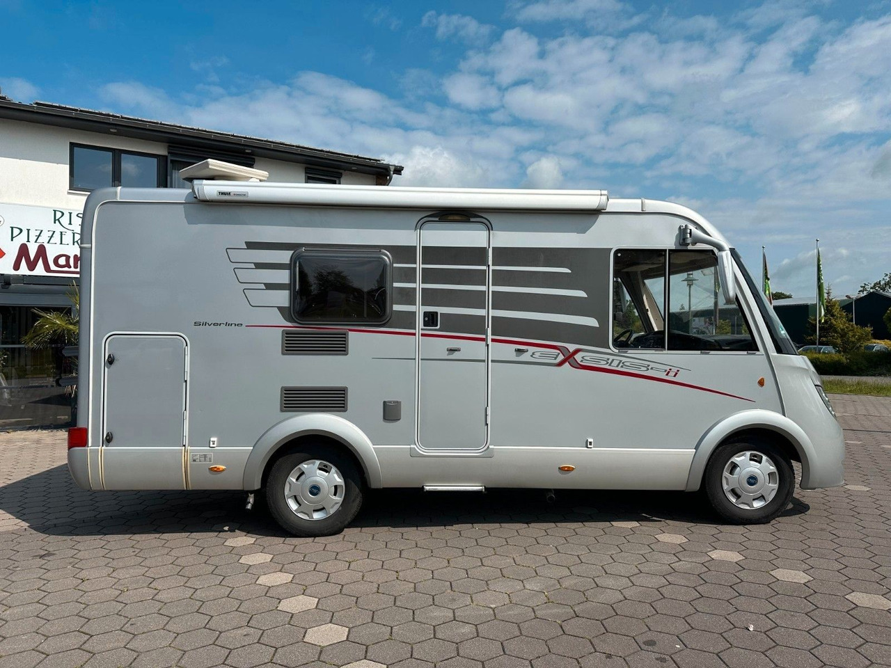 HYMER / ERIBA / HYMERCAR Exsis I 512 Silverline/Festbett/Garage/Klima - Integrated motorhome: picture 3 HYMER / ERIBA / HYMERCAR Exsis I 512 Silverline/Festbett/Garage/Klima - Integrated motorhome: picture 3