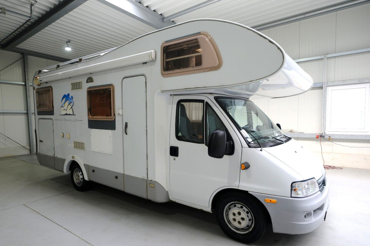 Knaus Sun Traveller 658 LG/Festbett/ DPF Grün/Garage - Alcove motorhome: picture 1 Knaus Sun Traveller 658 LG/Festbett/ DPF Grün/Garage - Alcove motorhome: picture 1