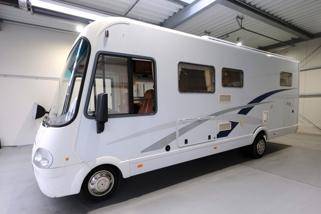Niesmann + Bischoff Flair I 8000 EB / Automatik / Einzelbetten / TOP - Integrated motorhome: picture 2 Niesmann + Bischoff Flair I 8000 EB / Automatik / Einzelbetten / TOP - Integrated motorhome: picture 2