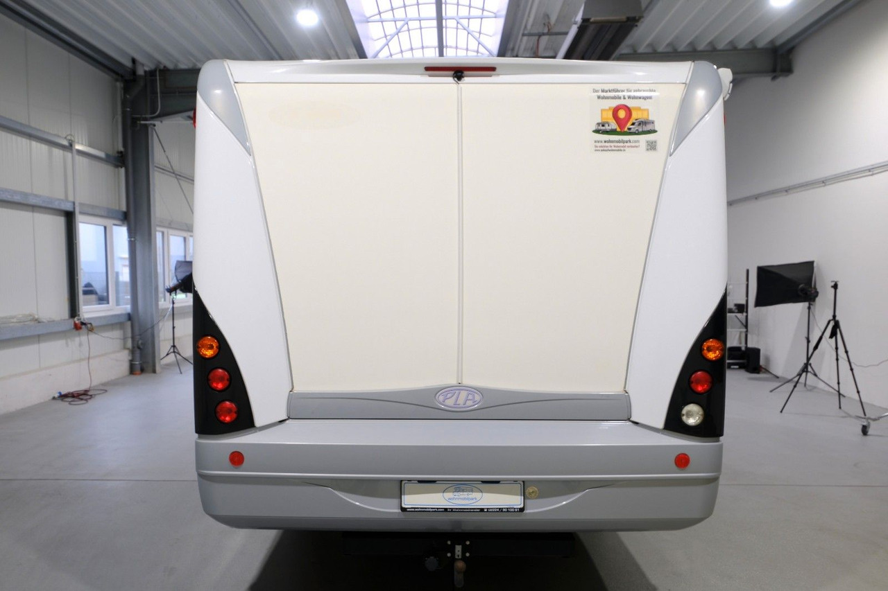 P.L.A. S 695 / Festbett / Klimaanlage / Finanzierung - Semi-integrated motorhome: picture 3 P.L.A. S 695 / Festbett / Klimaanlage / Finanzierung - Semi-integrated motorhome: picture 3