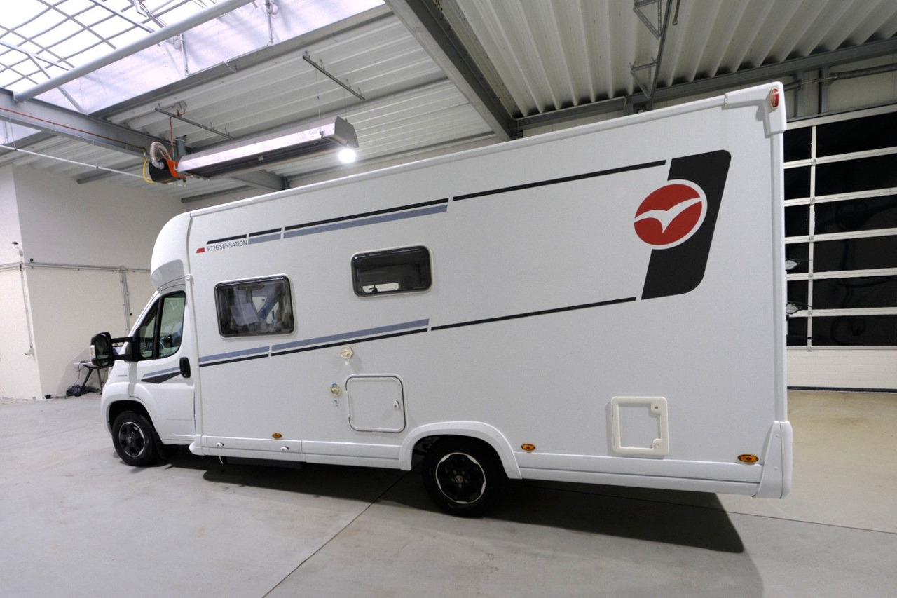 Pilote P 726 Sensation/Festbett+Hubbett/Solar/Klima/TOP - Semi-integrated motorhome: picture 5 Pilote P 726 Sensation/Festbett+Hubbett/Solar/Klima/TOP - Semi-integrated motorhome: picture 5