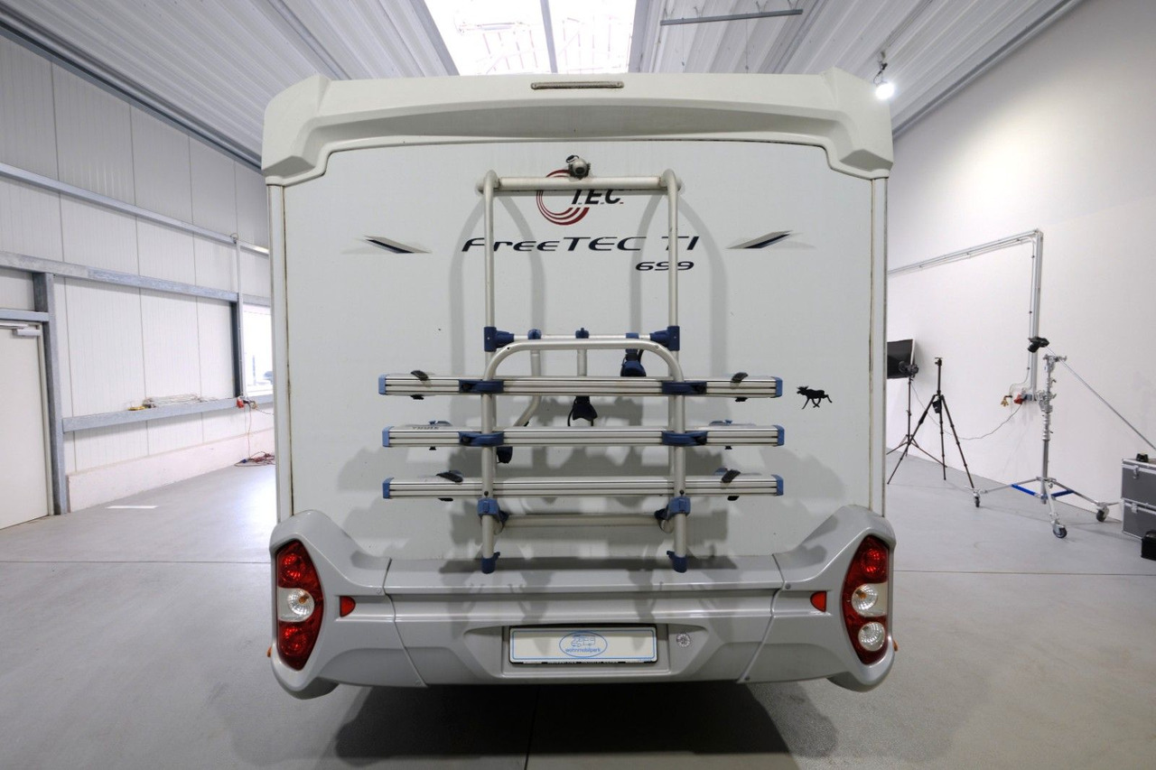 TEC Freetec T 699 G/Festbett/Garage/2xKlima/Markise - Semi-integrated motorhome: picture 5 TEC Freetec T 699 G/Festbett/Garage/2xKlima/Markise - Semi-integrated motorhome: picture 5
