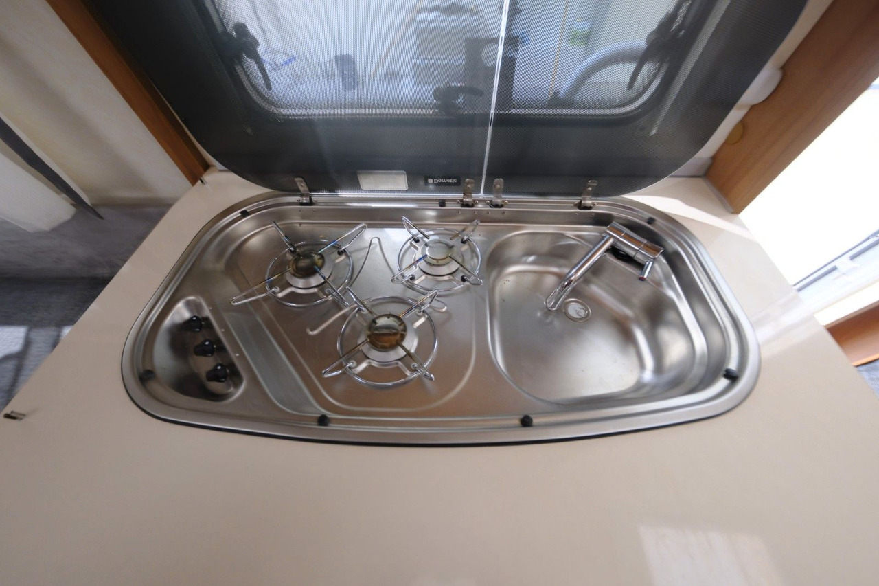 Weinsberg CaraOne 480 EU -Einzelbetten+Rundsitzgruppe - Caravan: picture 2 Weinsberg CaraOne 480 EU -Einzelbetten+Rundsitzgruppe - Caravan: picture 2