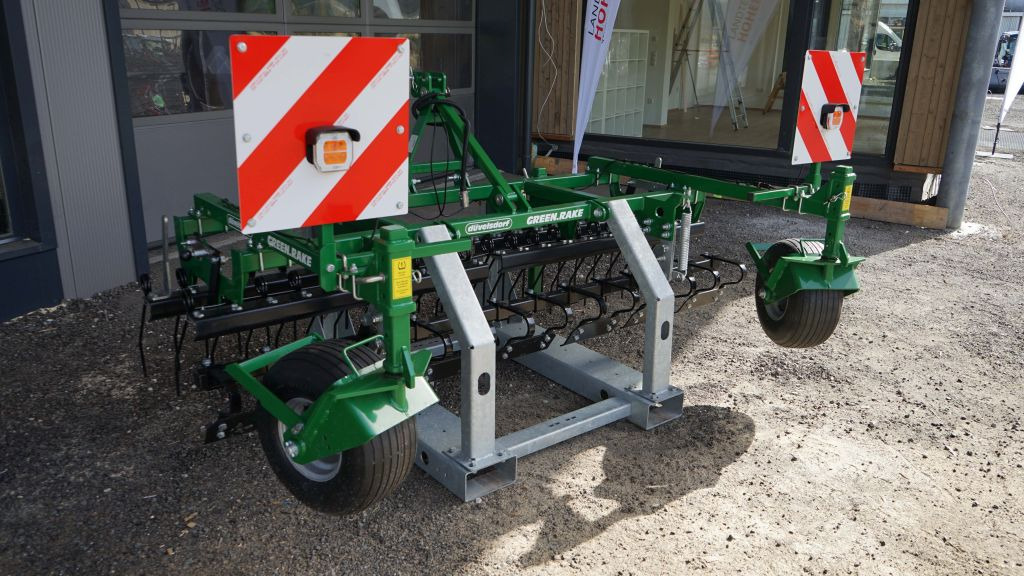 Düvelsdorf GREEN.RAKE vario 2,5m (20605) - Spring tine harrow: picture 5 Düvelsdorf GREEN.RAKE vario 2,5m (20605) - Spring tine harrow: picture 5
