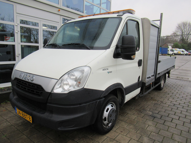 Iveco Daily 40C14G CNG - Aardgas + BENZINE PICKUP - Flatbed van: picture 2 Iveco Daily 40C14G CNG - Aardgas + BENZINE PICKUP - Flatbed van: picture 2