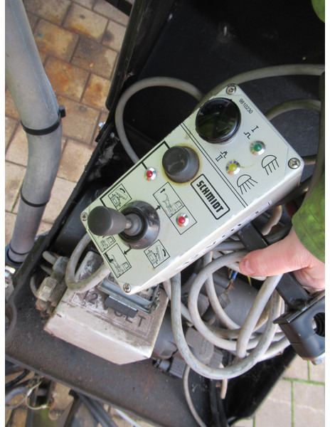 NIDO SNK 210 EPZ 12V HYDRO 240 cm Schneepflug, Snowplow, Sneeuwploeg - Snow removal vehicle: picture 5 NIDO SNK 210 EPZ 12V HYDRO 240 cm Schneepflug, Snowplow, Sneeuwploeg - Snow removal vehicle: picture 5