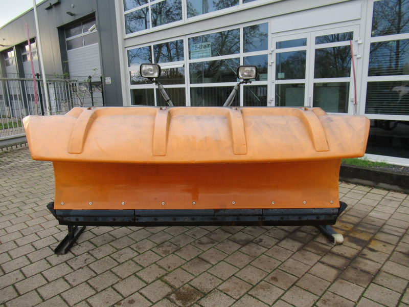 NIDO SNK 240-R EPZ 24V 270CM Schneepflug Snow Plow Sneeuwploeg - Snow removal vehicle: picture 2 NIDO SNK 240-R EPZ 24V 270CM Schneepflug Snow Plow Sneeuwploeg - Snow removal vehicle: picture 2