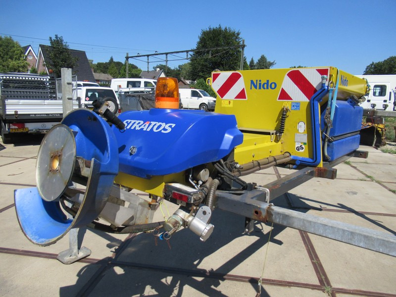 NIDO Stratos B06L-24 VCLN-350 Hydro zoutstrooier 0,6m3 + 350L - Cleaning machinery: picture 2 NIDO Stratos B06L-24 VCLN-350 Hydro zoutstrooier 0,6m3 + 350L - Cleaning machinery: picture 2