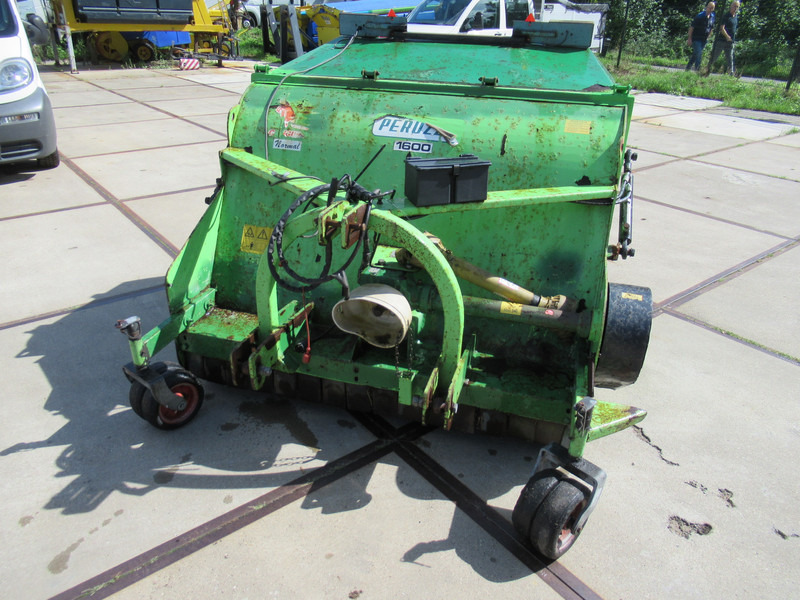 Peruzzo 1600 Klepelmaaier + Opvang - Garden mower: picture 3 Peruzzo 1600 Klepelmaaier + Opvang - Garden mower: picture 3