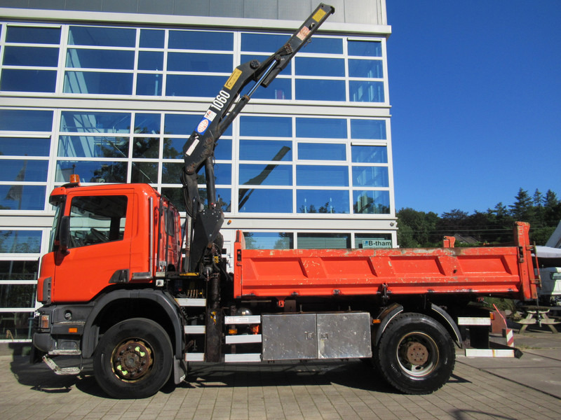 Scania P 114 CB 4x4 HZ 340 3-W. Tipper - 3-S. Kipper + HMF 1063 Crane Kran - Tipper, Crane truck: picture 4 Scania P 114 CB 4x4 HZ 340 3-W. Tipper - 3-S. Kipper + HMF 1063 Crane Kran - Tipper, Crane truck: picture 4