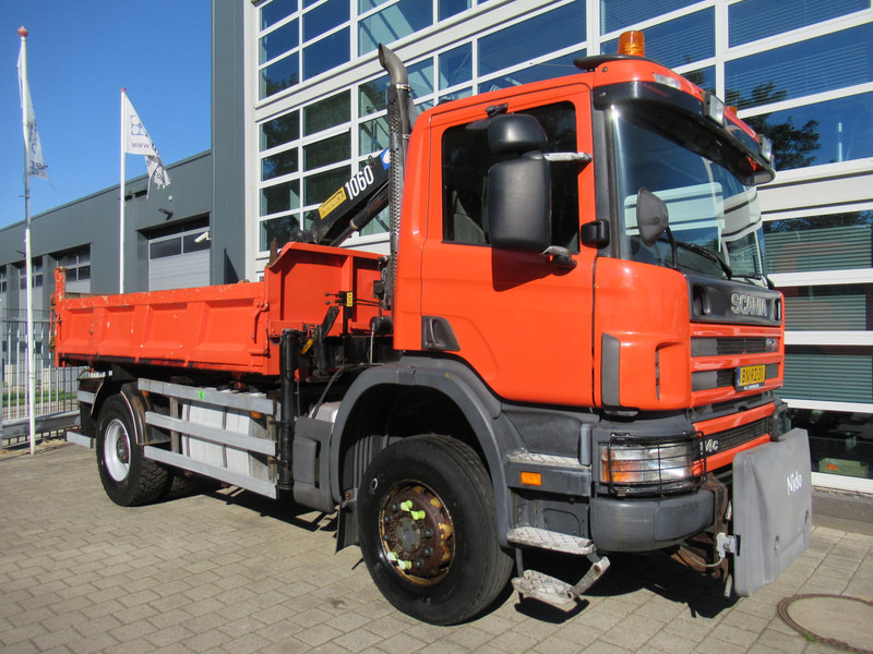 Scania P 114 CB 4x4 HZ 340 3-W. Tipper - 3-S. Kipper + HMF 1063 Crane Kran - Tipper, Crane truck: picture 2 Scania P 114 CB 4x4 HZ 340 3-W. Tipper - 3-S. Kipper + HMF 1063 Crane Kran - Tipper, Crane truck: picture 2