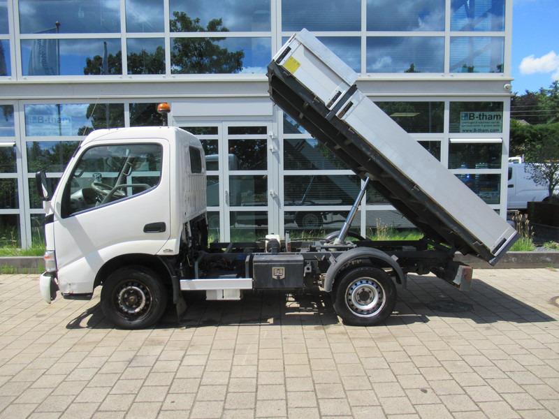 Toyota Dyna 100 3.0 D-4D Comfort, Kipper VV - Tipper van: picture 4 Toyota Dyna 100 3.0 D-4D Comfort, Kipper VV - Tipper van: picture 4