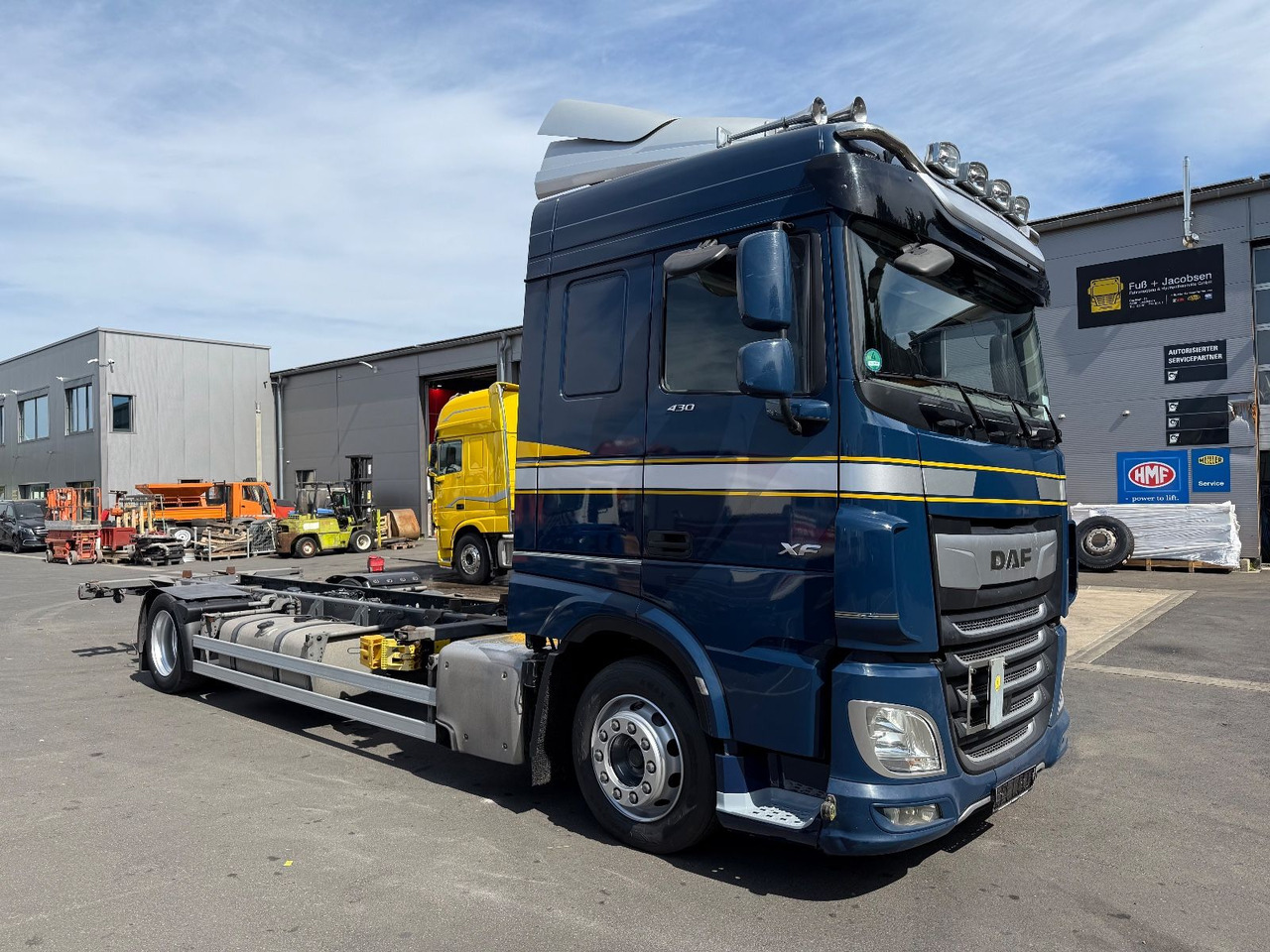 DAF XF430/Jumbo;Mega/Intarder/Standklima-Heizung/BDF - Cab chassis truck: picture 1 DAF XF430/Jumbo;Mega/Intarder/Standklima-Heizung/BDF - Cab chassis truck: picture 1