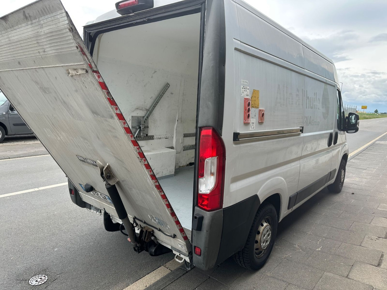 Fiat Ducato130*Automatik*Nav*LBW500kg*Service neu* Fiat Ducato130*Automatik*Nav*LBW500kg*Service neu* - Panel van: picture 5 Fiat Ducato130*Automatik*Nav*LBW500kg*Service neu* Fiat Ducato130*Automatik*Nav*LBW500kg*Service neu* - Panel van: picture 5