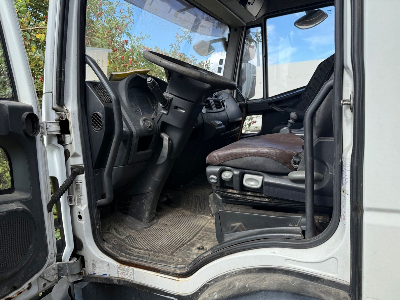 Iveco Eurocargo 120E18 E5/15m/Comet 151TAL - Truck mounted aerial platform: picture 5 Iveco Eurocargo 120E18 E5/15m/Comet 151TAL - Truck mounted aerial platform: picture 5