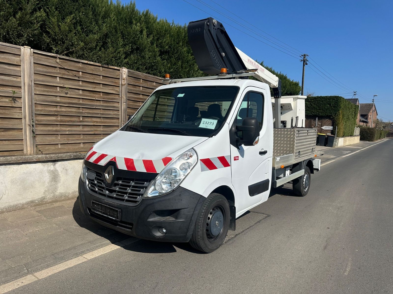 Renault Master Renault Master - Truck mounted aerial platform, Van: picture 1 Renault Master Renault Master - Truck mounted aerial platform, Van: picture 1