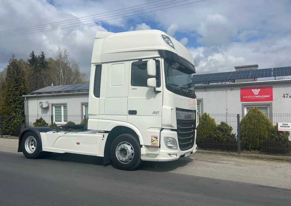 DAF XF460 - Tractor unit: picture 2 DAF XF460 - Tractor unit: picture 2