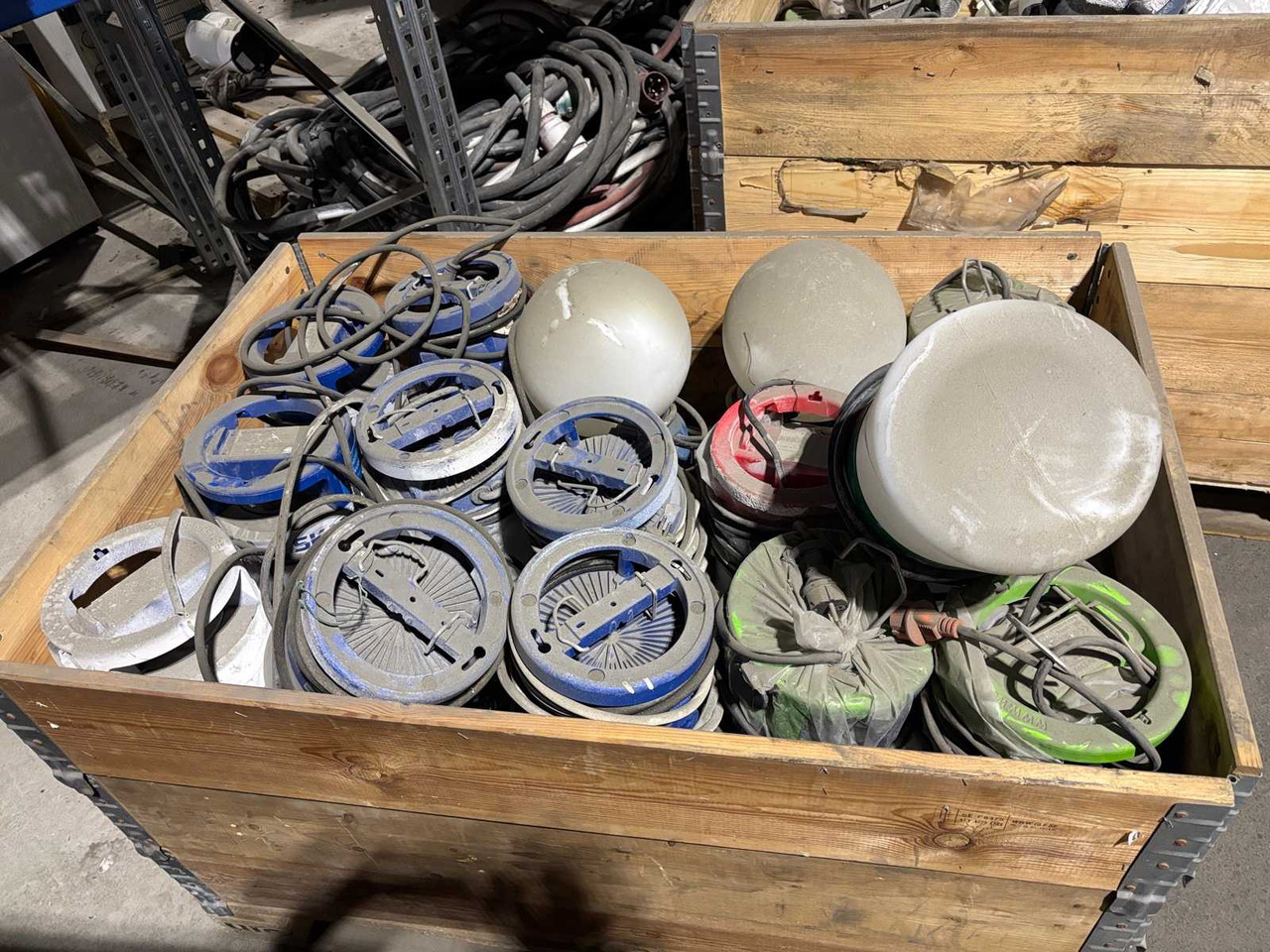 Daisy-chained ball lamp approx. 40pcs - Tool/ Equipment: picture 2 Daisy-chained ball lamp approx. 40pcs - Tool/ Equipment: picture 2