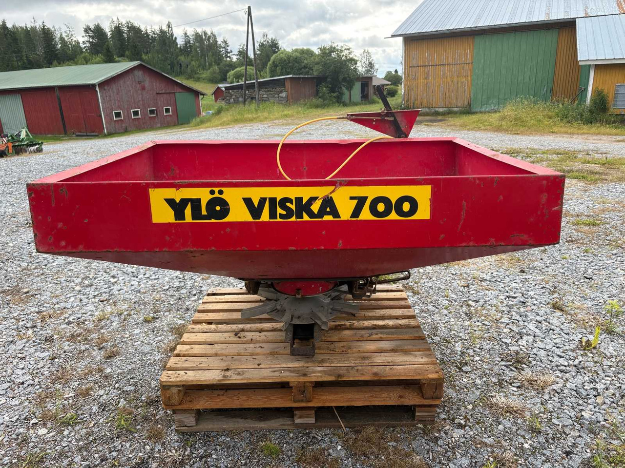 Centrifugal spreader Ylö Viska 700 - Other machinery: picture 2 Centrifugal spreader Ylö Viska 700 - Other machinery: picture 2