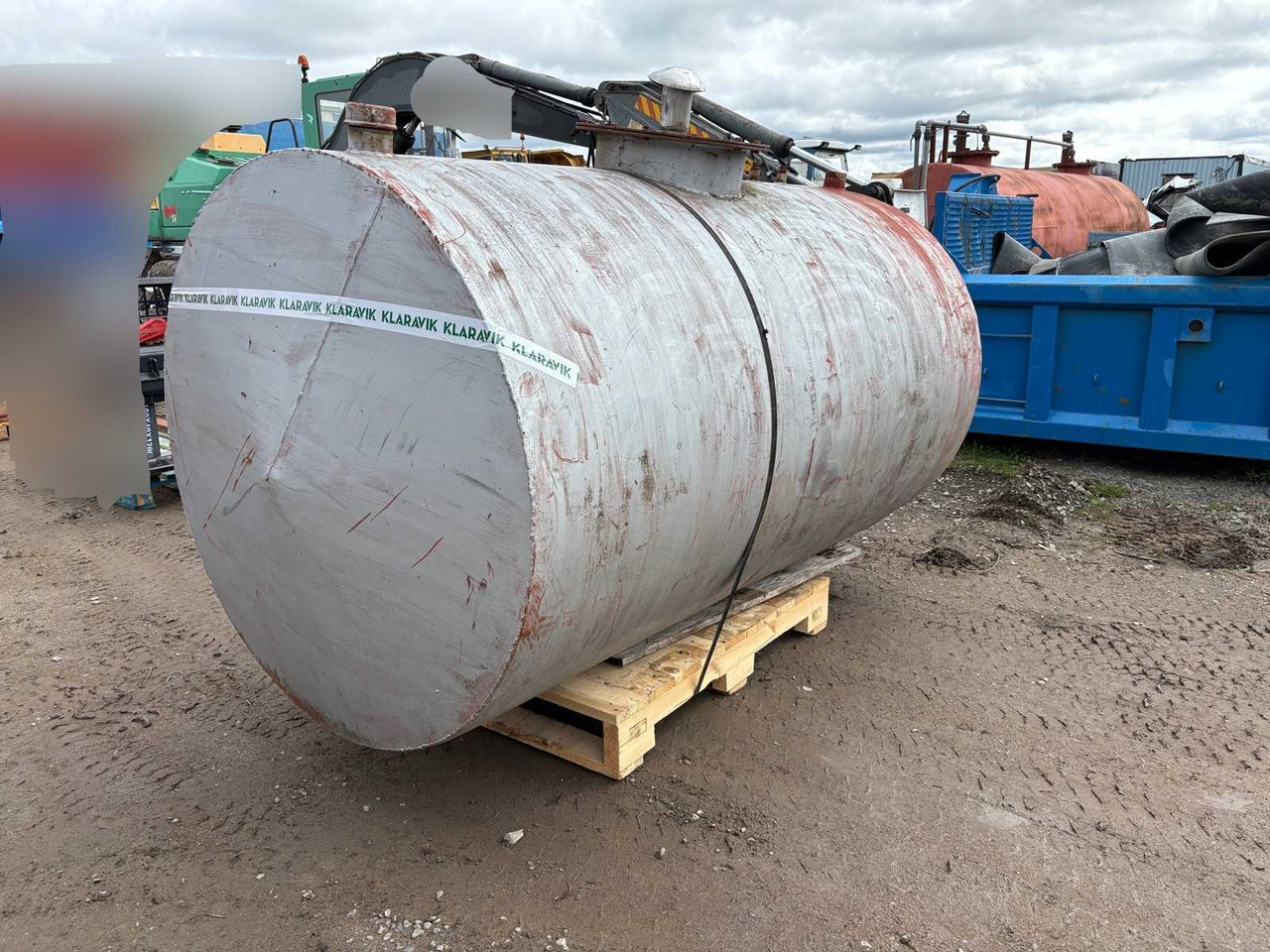 Fuel tank - Other machinery: picture 2 Fuel tank - Other machinery: picture 2