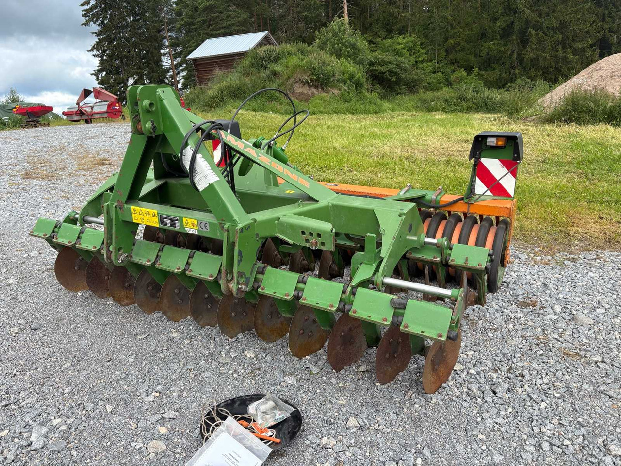 Plate Cultivator Amazone Catros 3001 - Disc harrow: picture 1 Plate Cultivator Amazone Catros 3001 - Disc harrow: picture 1