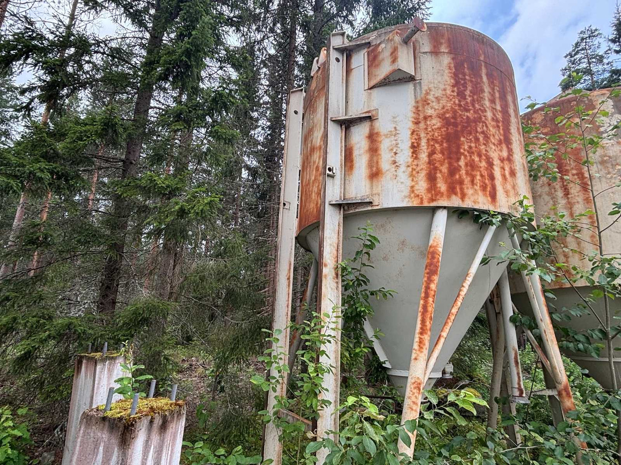 Silo approx. 12m3 - Storage equipment: picture 2 Silo approx. 12m3 - Storage equipment: picture 2