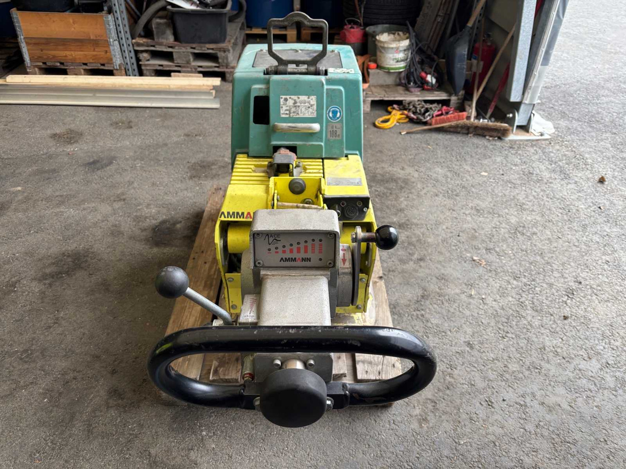 Soil compactor Ammann APH 5020 - Vibratory plate: picture 2 Soil compactor Ammann APH 5020 - Vibratory plate: picture 2