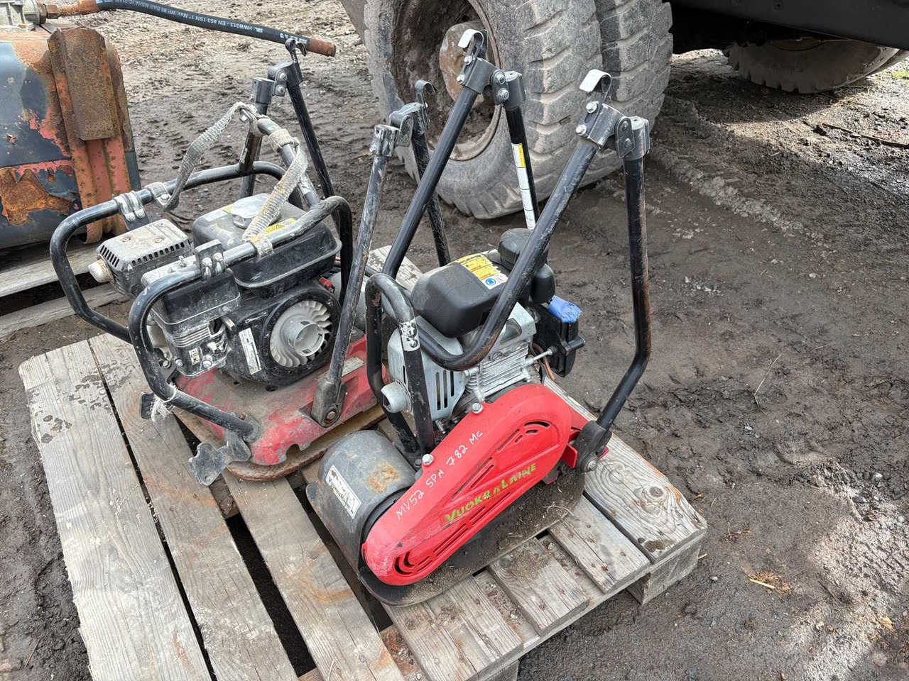 Soil compactors mv54 and mv52 (For repair or spare parts) - Vibratory plate: picture 2 Soil compactors mv54 and mv52 (For repair or spare parts) - Vibratory plate: picture 2