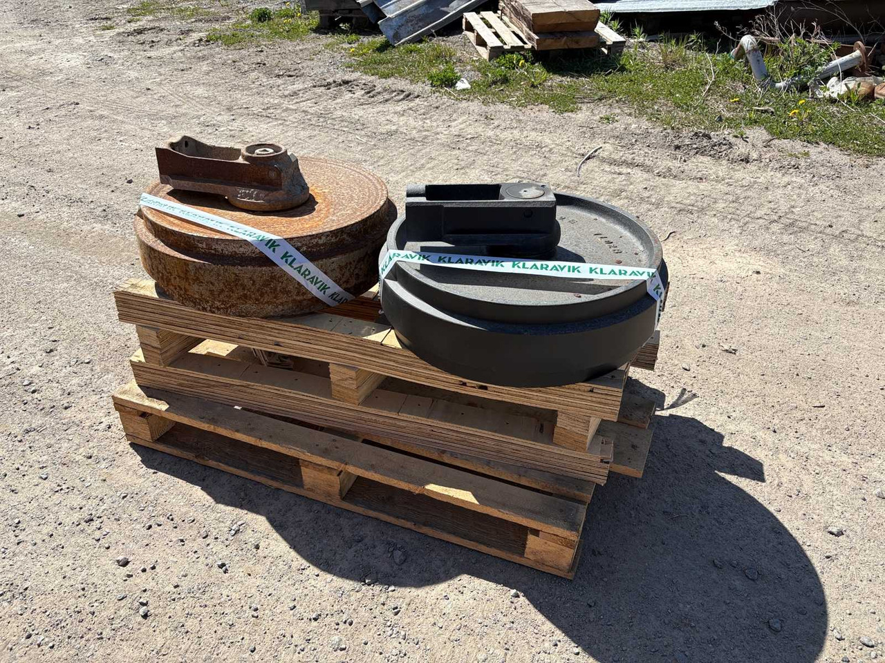 Cord Wheel Komatsu 2pcs - Spare parts for Construction machinery: picture 1 Cord Wheel Komatsu 2pcs - Spare parts for Construction machinery: picture 1