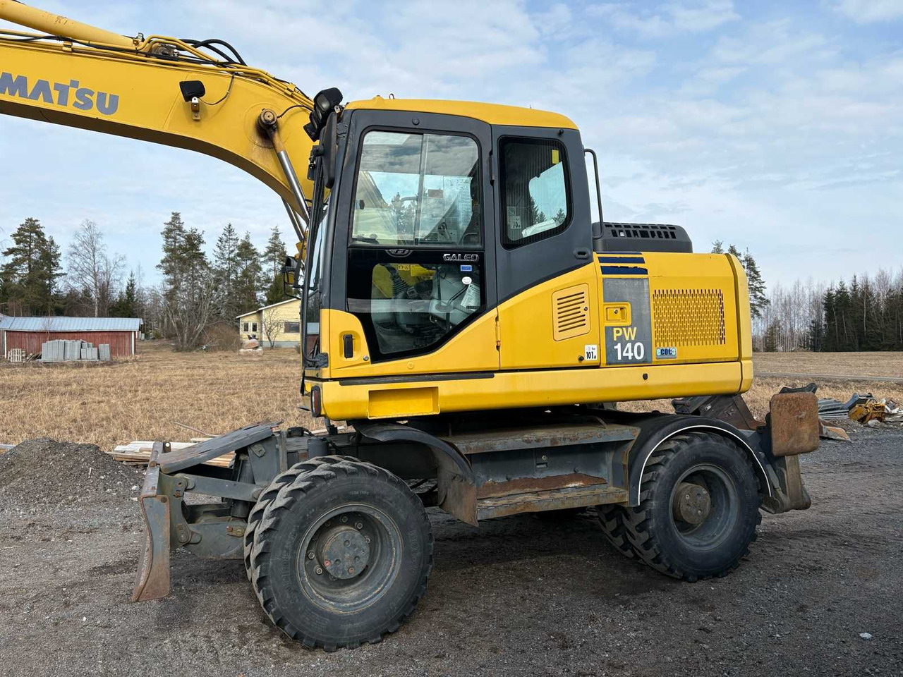 Wheel excavator Komatsu PW140-7 - Wheel excavator: picture 3 Wheel excavator Komatsu PW140-7 - Wheel excavator: picture 3