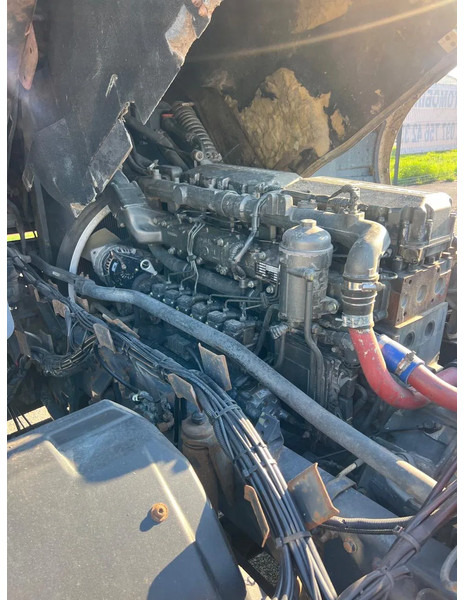 Terminal tractor DAF XF 95 430 Manual: picture 6 Terminal tractor DAF XF 95 430 Manual: picture 6