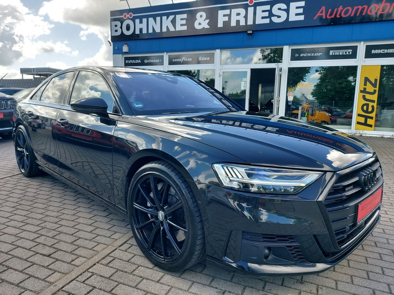 Audi A8 60 TDI quattro LED VOLL HEAD UP B&O VOLL VOL - Sedan: picture 1 Audi A8 60 TDI quattro LED VOLL HEAD UP B&O VOLL VOL - Sedan: picture 1