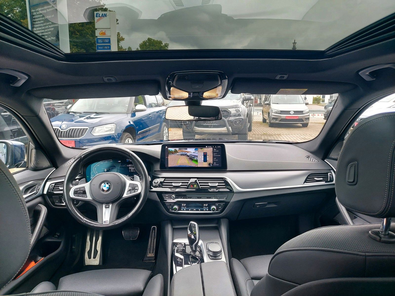 BMW 520 Touring d xDrive M Sport Pro H&K Standheiz - Estate car: picture 2 BMW 520 Touring d xDrive M Sport Pro H&K Standheiz - Estate car: picture 2