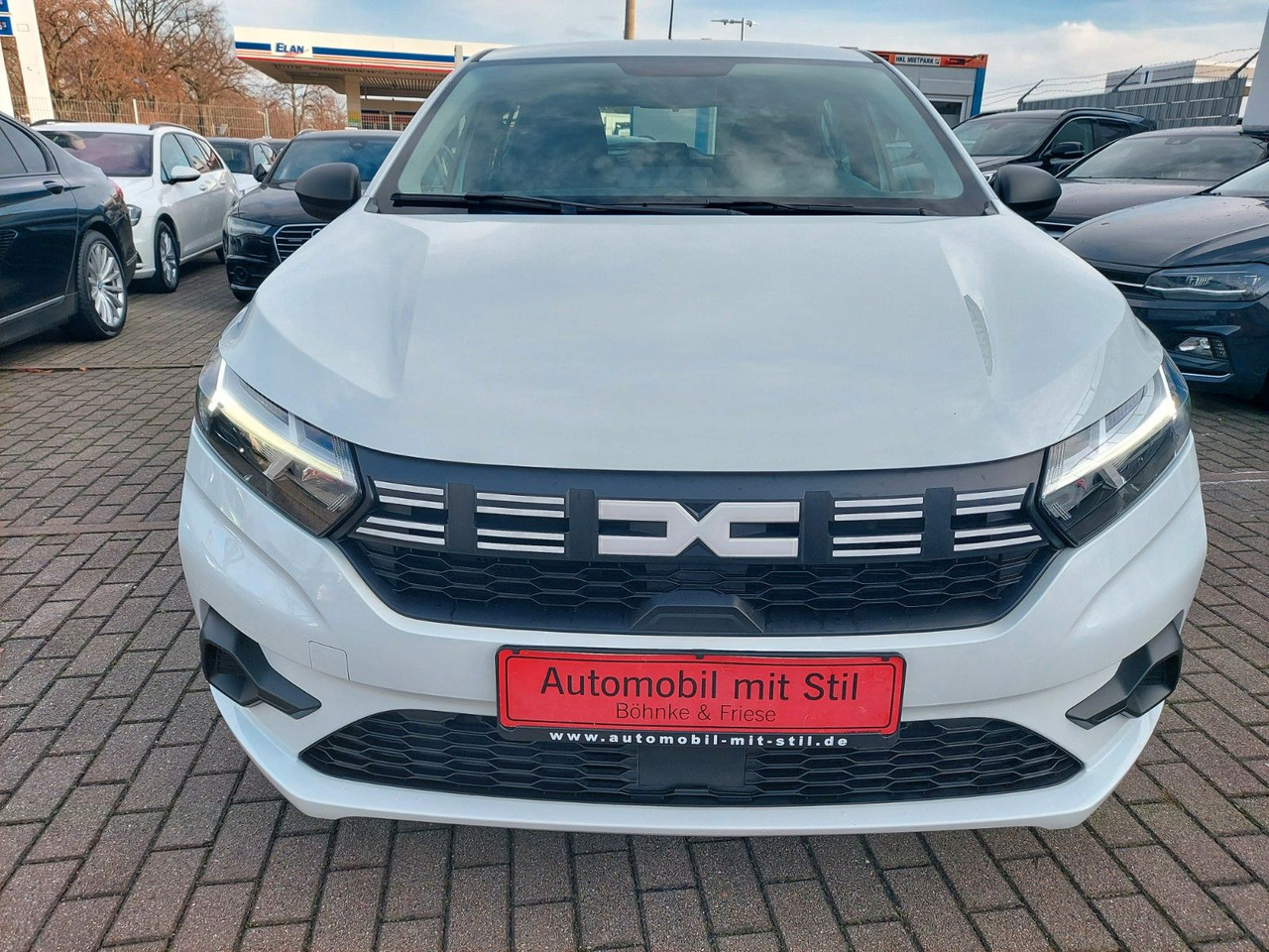 Dacia Sandero III Essential Klima DAB M+S Android PDC - Sedan: picture 2 Dacia Sandero III Essential Klima DAB M+S Android PDC - Sedan: picture 2