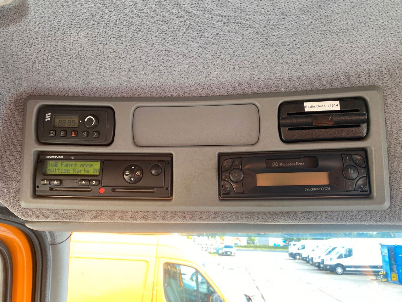 Truck mounted aerial platform Mercedes-Benz ATEGO 4X4 1324 Hub Steiger Ruthmann T220: picture 14 Truck mounted aerial platform Mercedes-Benz ATEGO 4X4 1324 Hub Steiger Ruthmann T220: picture 14