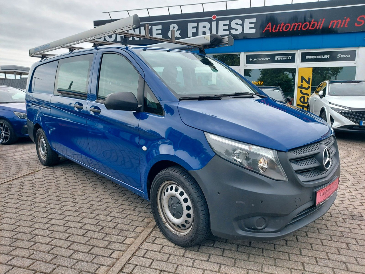 Mercedes-Benz Vito Mixto 114 4MATIC Extra lang Autom. 4x4 - Passenger van: picture 3 Mercedes-Benz Vito Mixto 114 4MATIC Extra lang Autom. 4x4 - Passenger van: picture 3