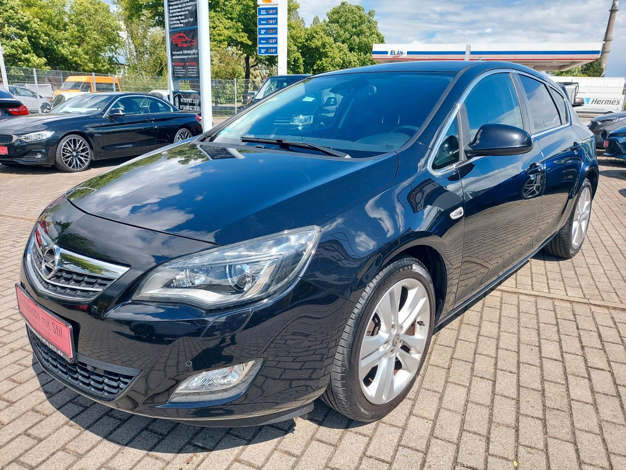 Opel Astra J Lim. 5-trg. Innovation Xenon Navi Sitzhe - Sedan: picture 4 Opel Astra J Lim. 5-trg. Innovation Xenon Navi Sitzhe - Sedan: picture 4