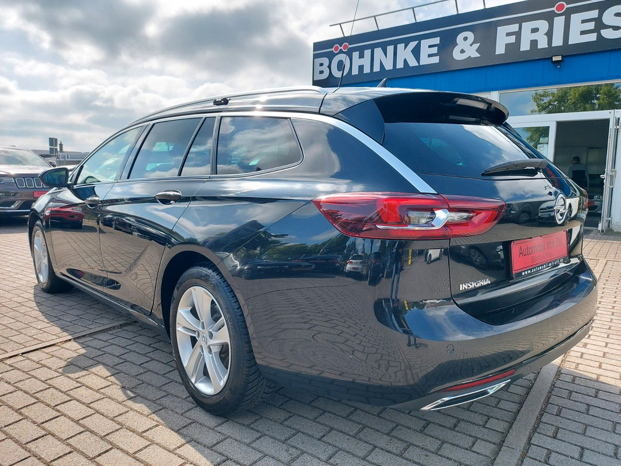 Opel Insignia B Sports Tourer Autom. Taxi DAB Navi - Car: picture 4 Opel Insignia B Sports Tourer Autom. Taxi DAB Navi - Car: picture 4
